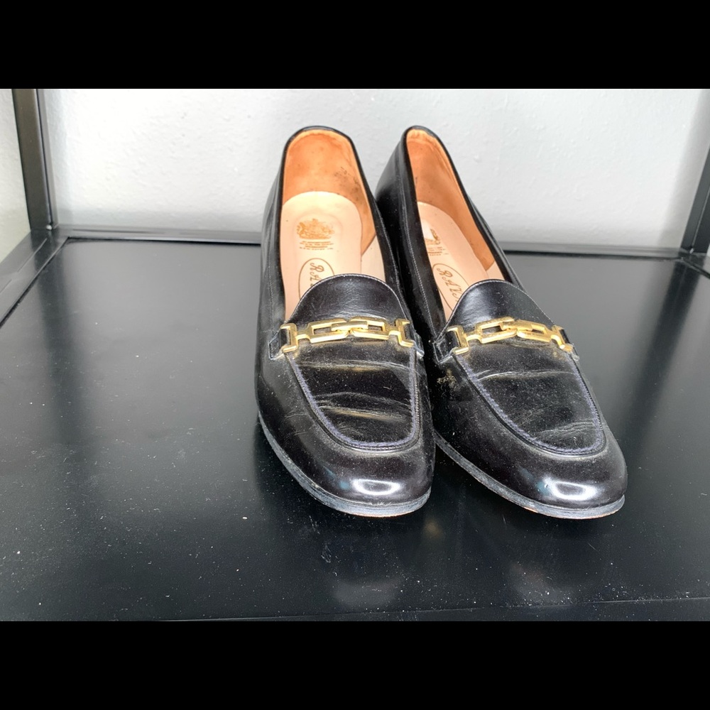 Vintage black loafers